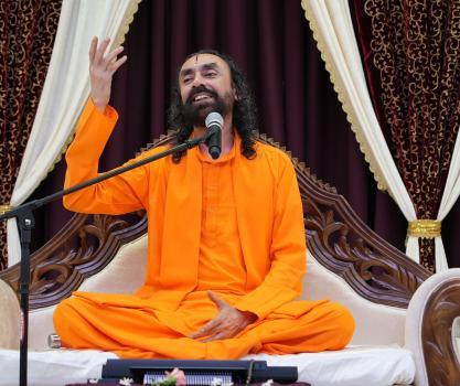 Family Camp: Swamiji Unveils the Depths of Bhakti Shatak