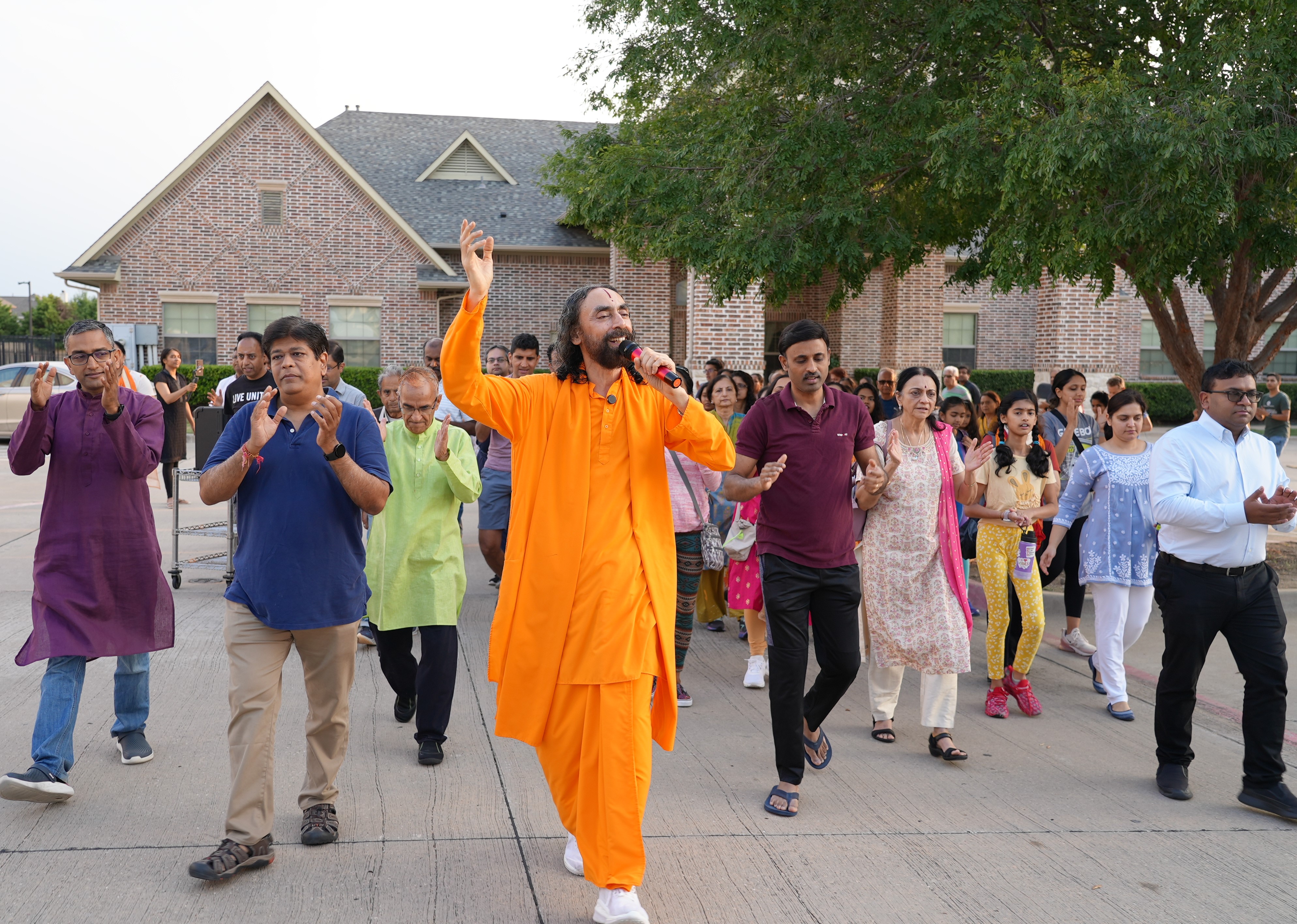 Morning Walk & Q&A with Swamiji